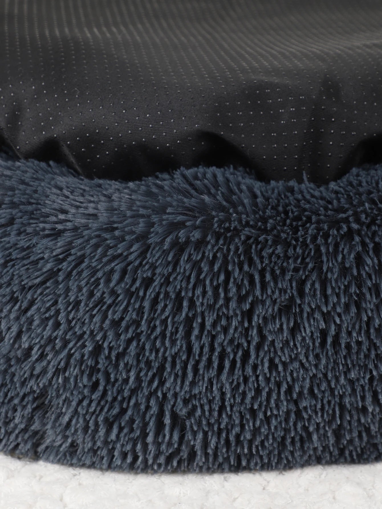 Luxurious Calming Plush Dog Bed (Washable) | Anti-Anxiety Fluffy Pet Bed For Large, Medium & Small Dogs/Puppies