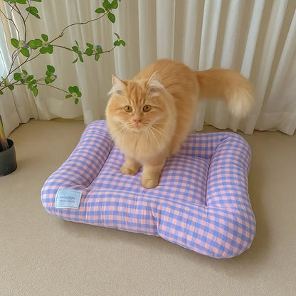 Cute Warm Dog & Cat Bed Pad - Macaron Soft Plaid Pet Cushion | Non-Slip Comfortable Pet Mattress For Autumn & Winter